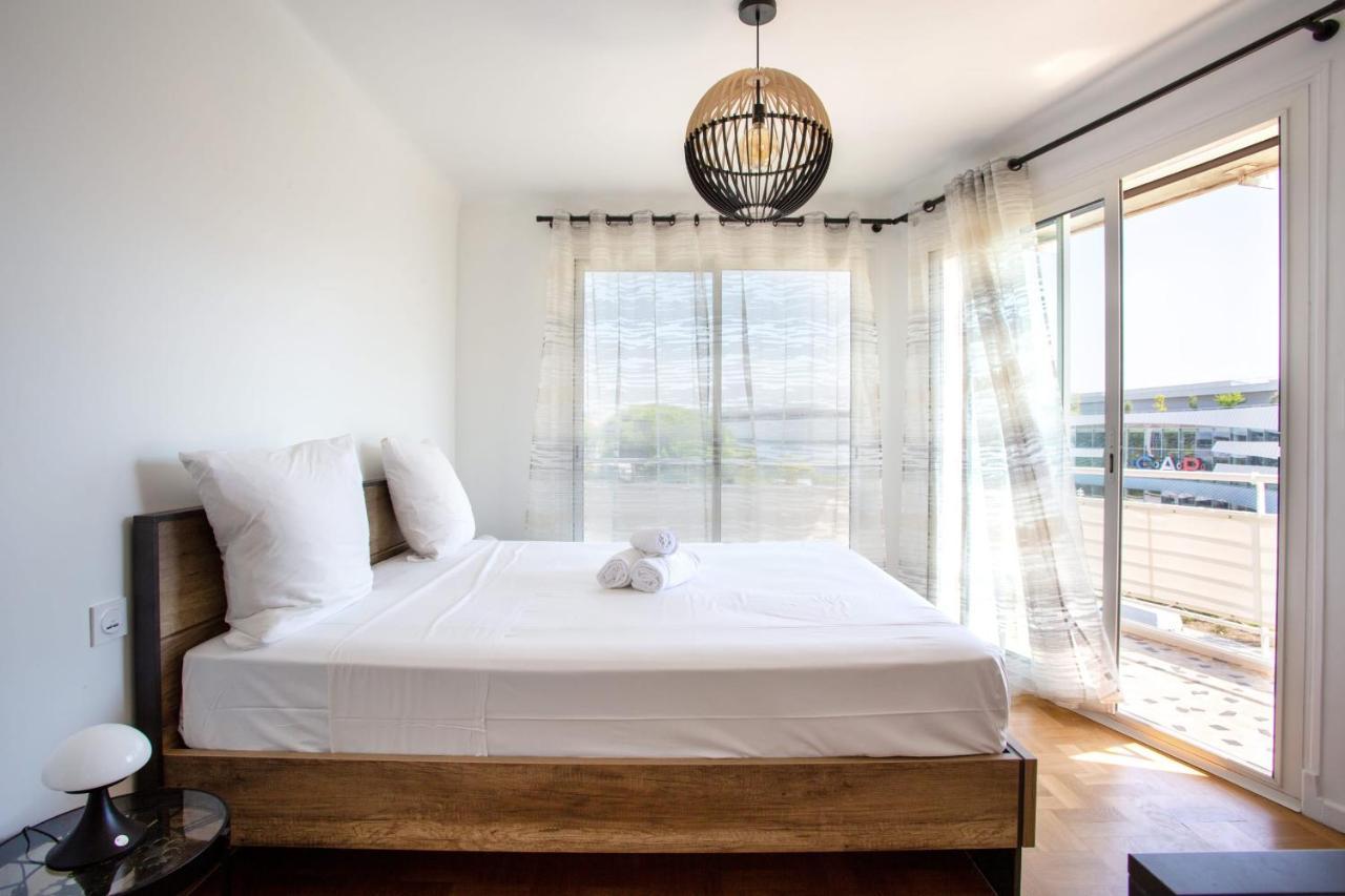 Apartment T2 Air-Conditioned Sea View Saint-Laurent-du-Var Luaran gambar