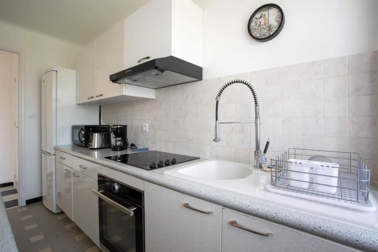 Apartment T2 Air-Conditioned Sea View Saint-Laurent-du-Var Luaran gambar